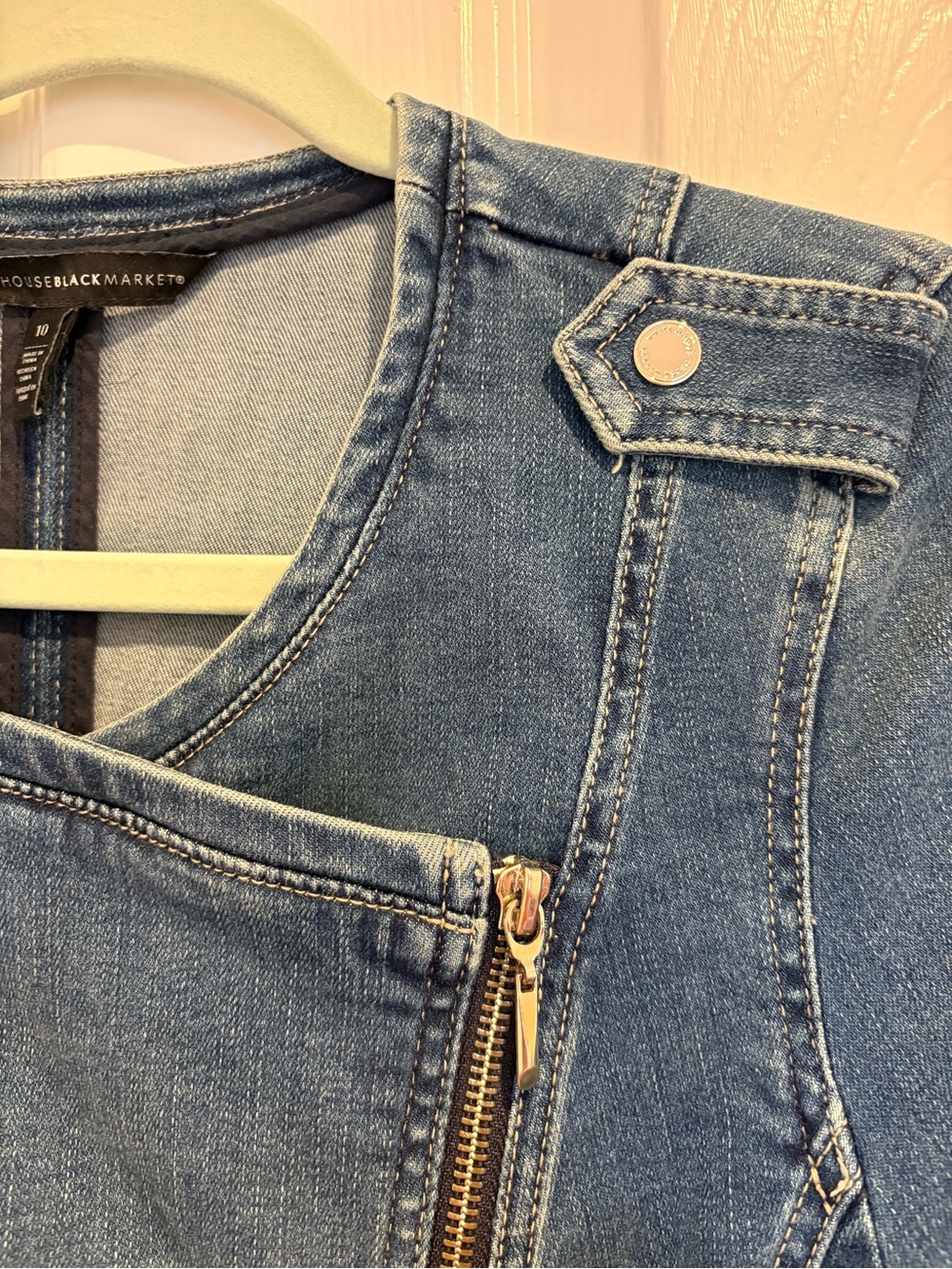White House Black Market Women's Denim Zip Jacket with Peplum style back- Blue - Picture 5 of 10